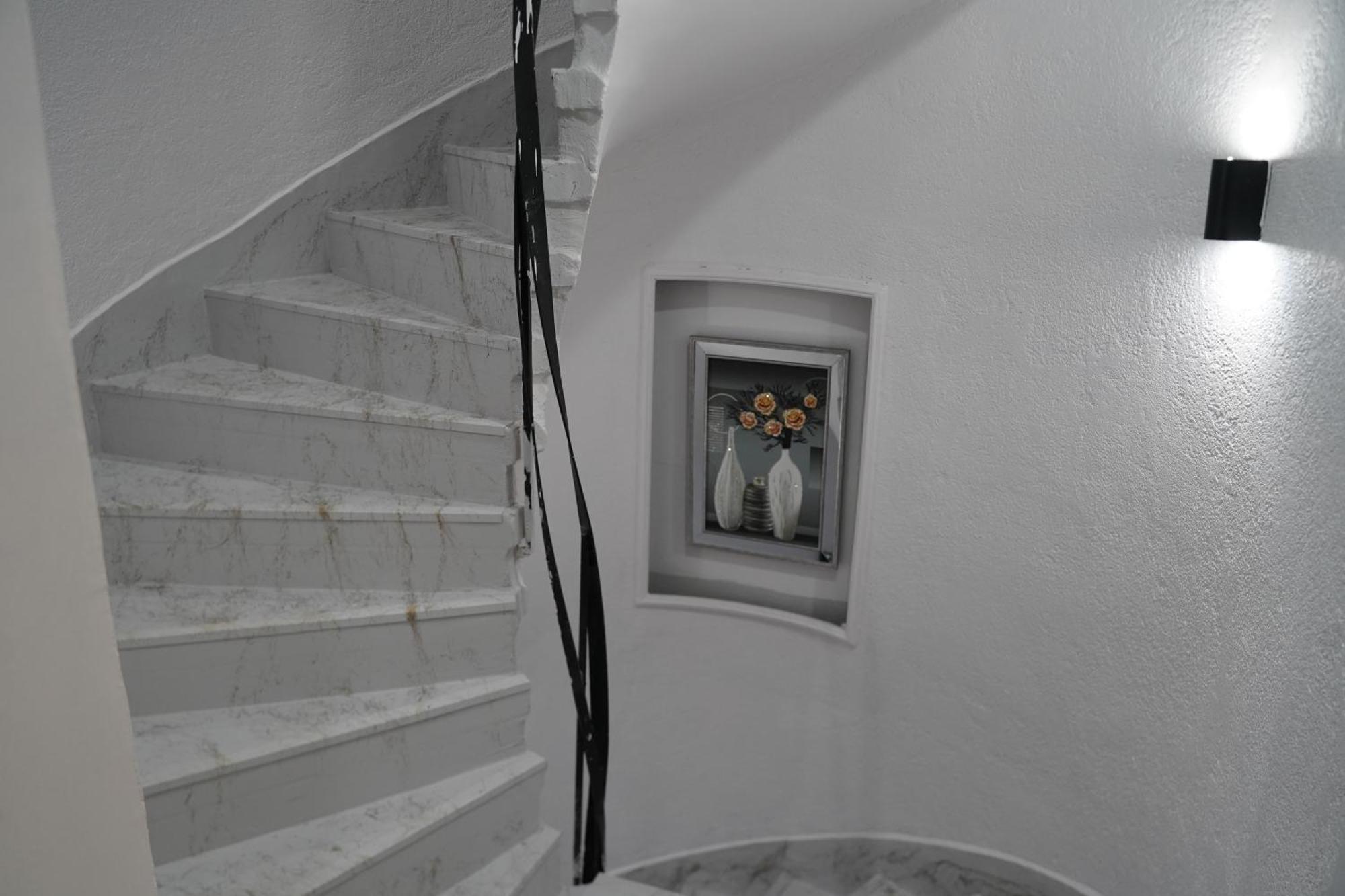 Otel Sword